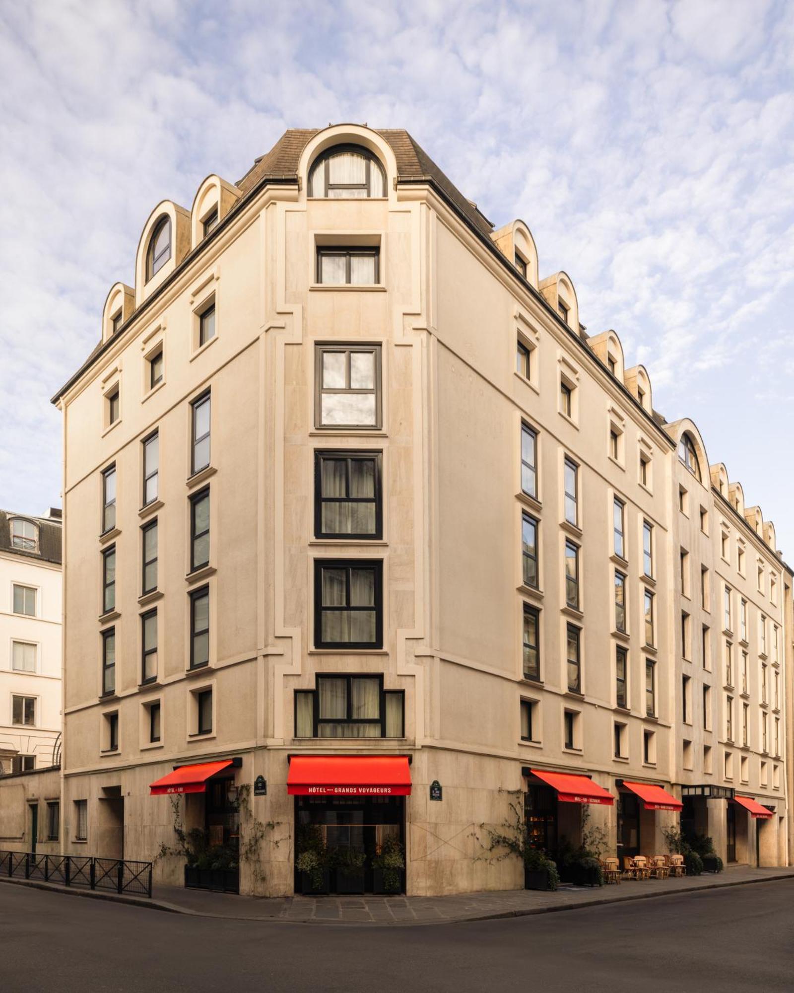 Hotel Des Grands Voyageurs Paris Exterior photo